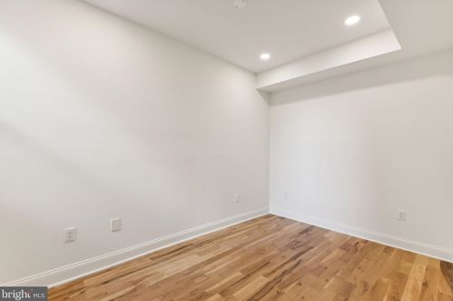 743 22nd St, Philadelphia PA 19130-2604 exterior