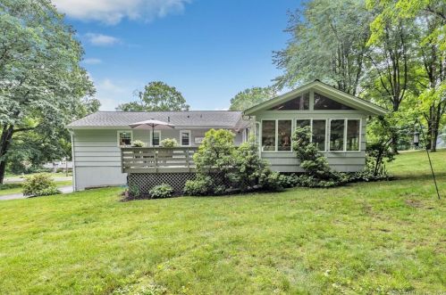 141 Osborn Ln, Upper Stepney, CT 06468-2515
