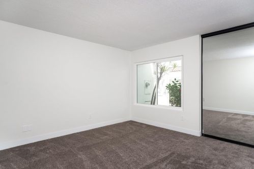 4670 Cordoba Way, Oceanside CA  92056-5104 exterior