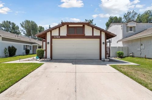 11769 Mount Lassen Ct, Rancho Cucamonga, CA 91737-7909