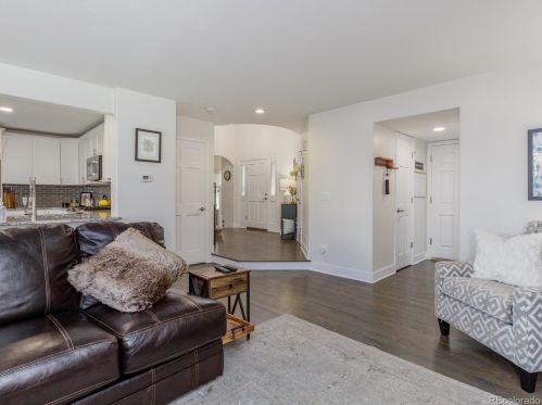 16223 Belleview Dr, Aurora CO  80015-4157 exterior