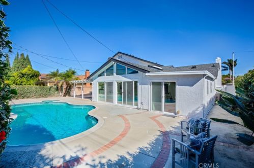 17353 Ash St, Santa Ana CA  92708-3413 exterior