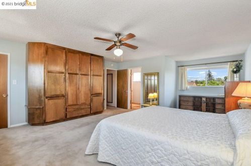 3562 Skylark Dr, Concord CA  94520-1515 exterior