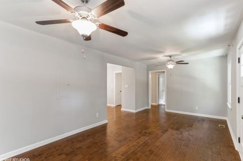 1003 Springdale Dr, Marietta, GA 30062-3570