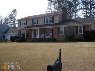 8 Creekview Dr, Rome, GA 30165-3805