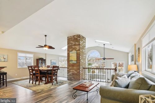 8360 Country Life Rd, Riviera Beach, MD 21122-4404