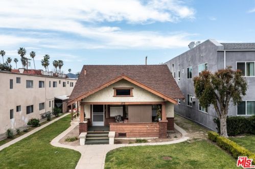 129 Cedar St, Glendale CA  91205-1207 exterior