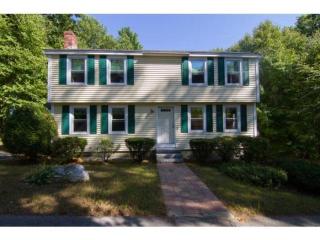 36 Shannon Rd, Hampstead, NH 03841-2154