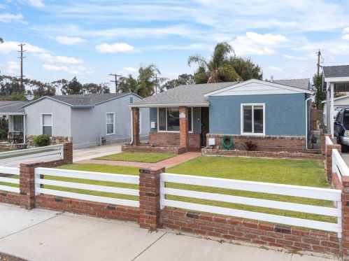 5161 137th Pl, Hawthorne, CA 90250-6538