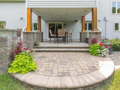 8405 135th St, Saint Paul MN  55124-9538 exterior