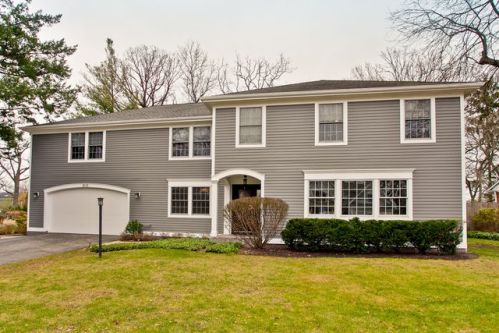 1073 Warrington Rd, Bannockburn IL  60015-3343 exterior