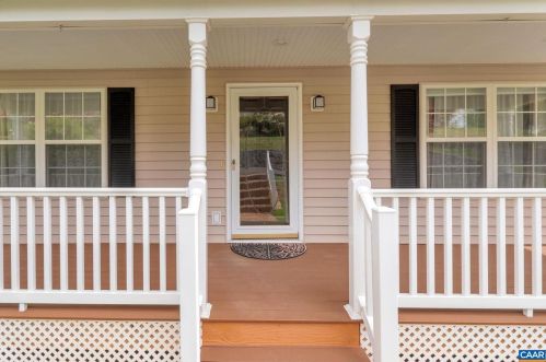 209 Larkspur Way, Charlottesville, VA 22902-8207