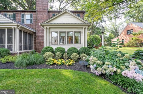 312 Woodland Ave, Tavistock NJ  08033-2534 exterior