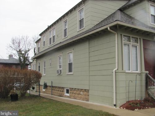 21 Collingswood Ave, Camden, NJ 08107-1203