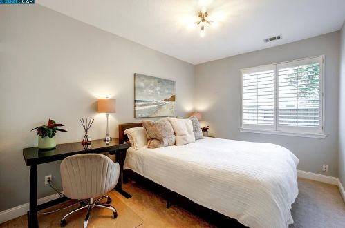 1046 Rolling Woods Way, Concord CA  94521-5400 exterior
