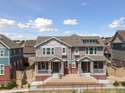 14744 Crestridge Dr, Aurora CO 80015-4207 exterior