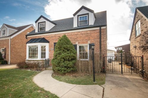 7761 Victoria St, Chicago, IL 60631-2293