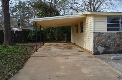 405 Wisconsin Ave, Warner Robins, GA 31093-2309
