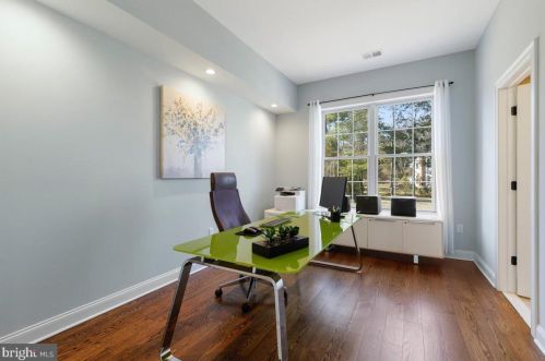 199 Snowden Ln, Princeton NJ 08540-3629 exterior