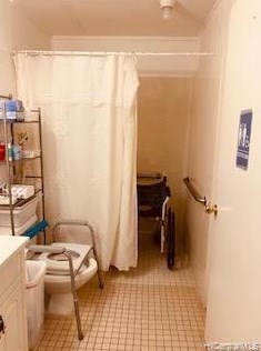 1530 Piikea St, Honolulu HI  96818-1841 exterior