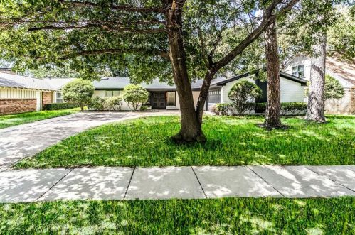 1705 Glen Alta Dr, Irving, TX 75061-2305