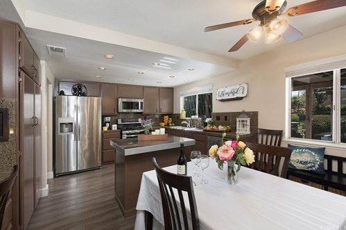 11109 Middleborough Rd, Riverside CA  92503-5814 exterior