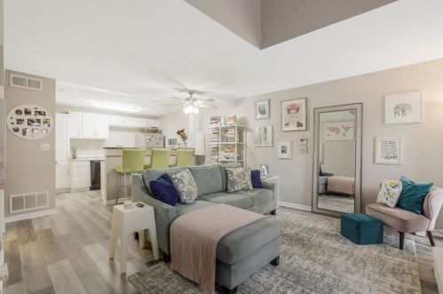 106 Park Ridge Cir, Marietta, GA 30068-4633
