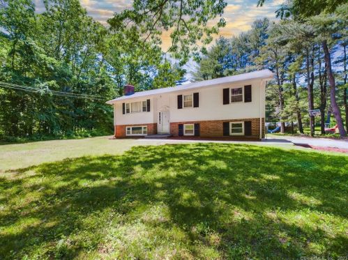 13 Stanley Dr, Glastonbury, CT 06033-2619