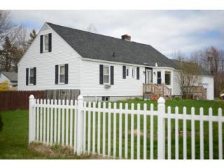 22 Bourque St, Somersworth, NH 03878-2918