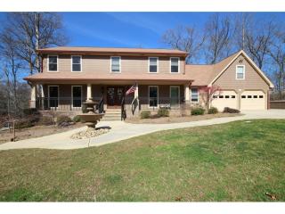 2205 Old Orchard Dr, Marietta, GA 30068-3448