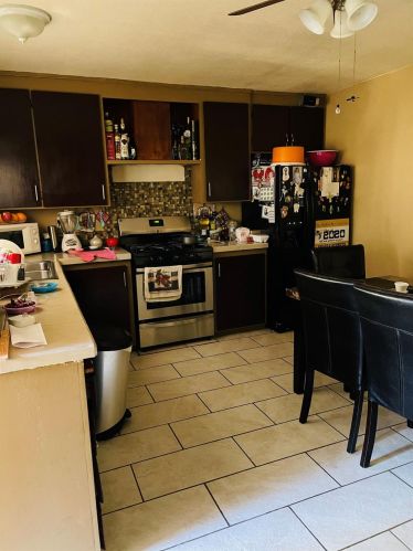 933 Garden Gate Dr, Manteca, CA 95336-3722