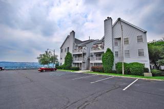 122 Quartz Ln, Paterson NJ  07501-3351 exterior