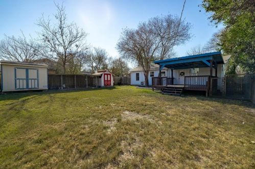 1000 Alegria Rd, Austin TX  78757-3218 exterior