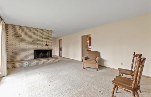 760 Iowa Ave, Saint Paul MN  55106-1018 exterior