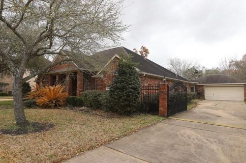 3208 Sagewood Ct, Pearland, TX 77584-7130