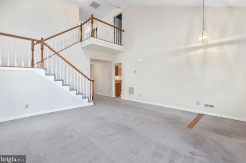 4411 Turnberry Dr, Fredericksburg, VA 22408-9548