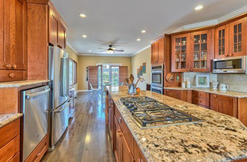 1312 Flores St, Seaside CA exterior