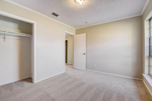 2020 Cedarwood Dr, Carrollton TX 75007-5405 exterior