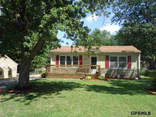 7301 41st St, Bellevue, NE 68147-1054