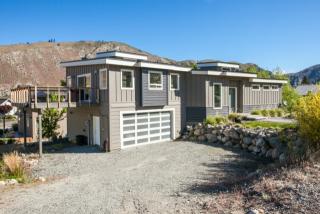 345 Beach Dr, Orondo, WA 98843-9629