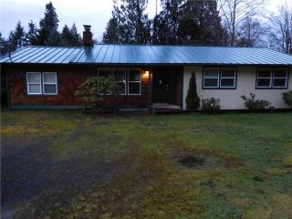25932 Circle Dr, Breidablick, WA 98370-9532