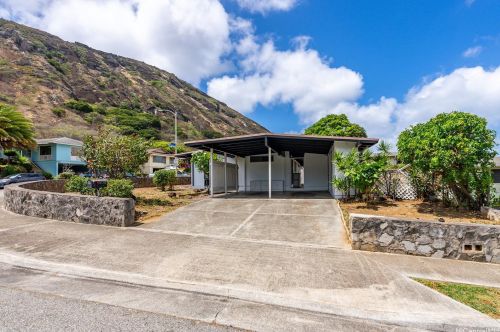 909 Aipo St, Honolulu HI  96825-2521 exterior