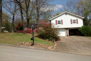 6415 Lake Meadows Dr, Hixson, TN 37343-3163