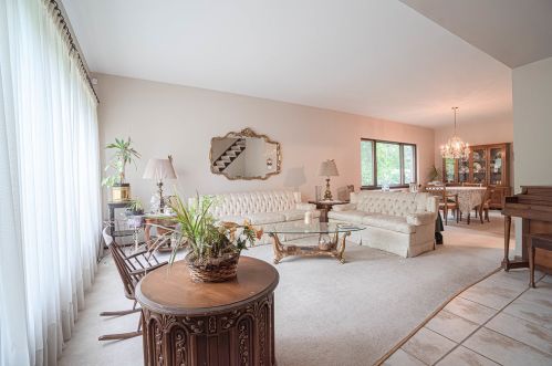 12842 Clinton St, Dixmoor, IL 60406-1847