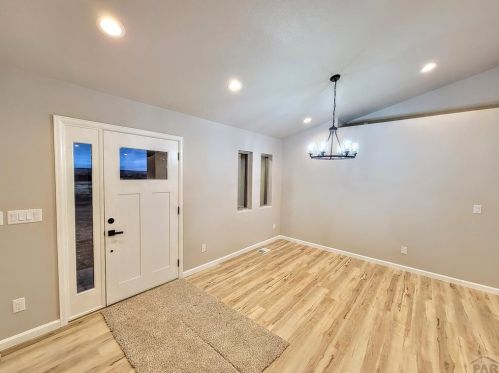 1642 Bowen Dr, Pueblo, CO 81007-3419