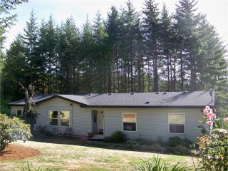 163 Golden Eagle Rd, Kelso, WA 98626-9820