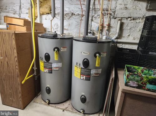 913 King St, Lancaster PA  17602-3223 exterior