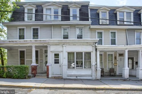 46 Harrisburg St, Harrisburg, PA 17113-2327