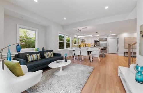 110 Pasa Robles Ave, Los Altos CA 94022-1235 exterior