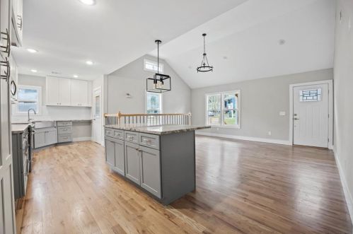 2732 Miles Cir, Atlanta GA  30344-3743 exterior